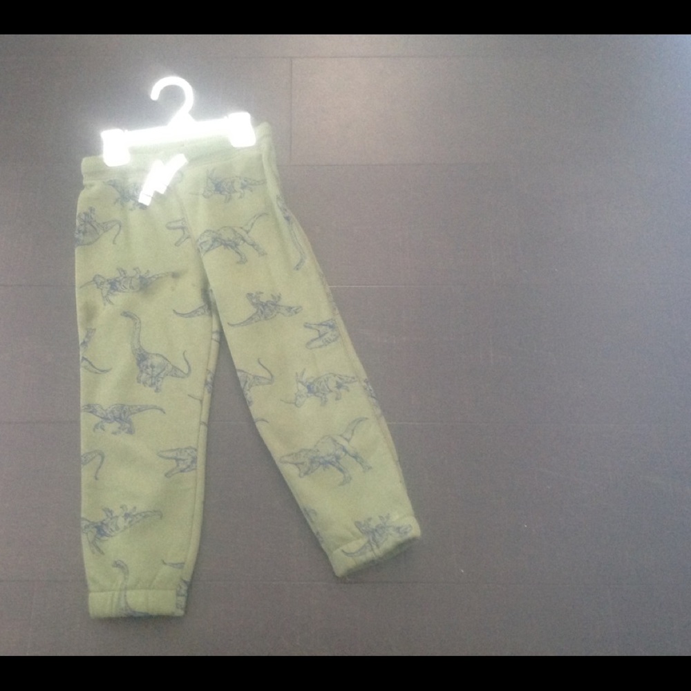 Size 4T boys set